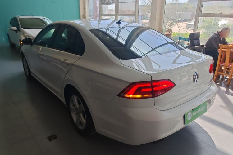 Used Volkswagen Lamando 2015 230TSI DSG Fashion Edition
