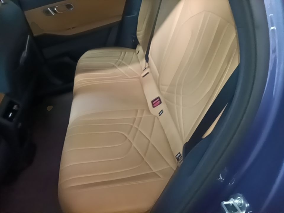 Geely Galaxy Xingjian 7 EM-i 2025 120km Navigator Edition — снимка 20