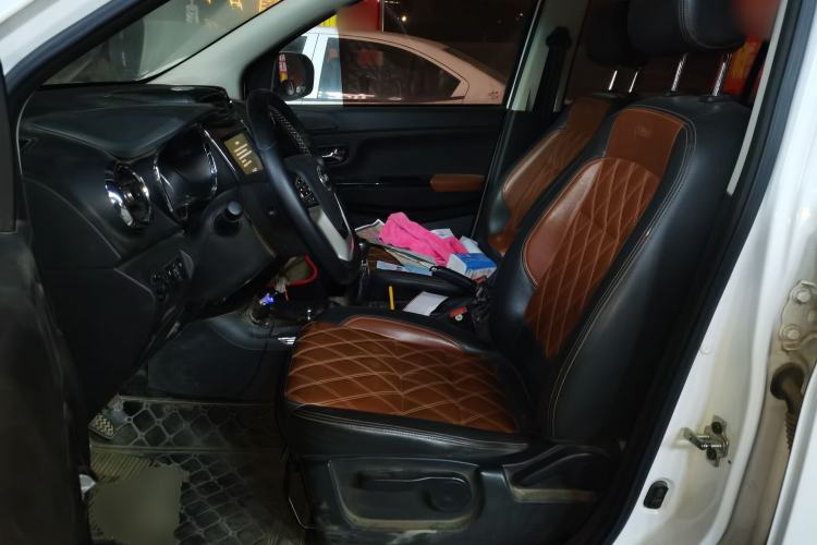 Used SWM X3 2017 1.5T Manual Fashion Model
