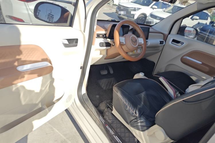 Used Wuling Hongguang MINIEV 2024 3rd Generation 215km Youth Edition
