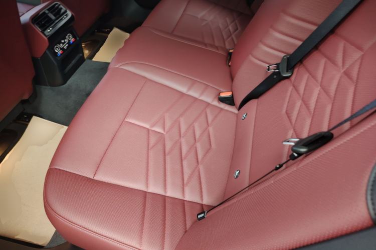 Used BMW 5 Series 2025 530Li Luxury Edition M Sport Package
