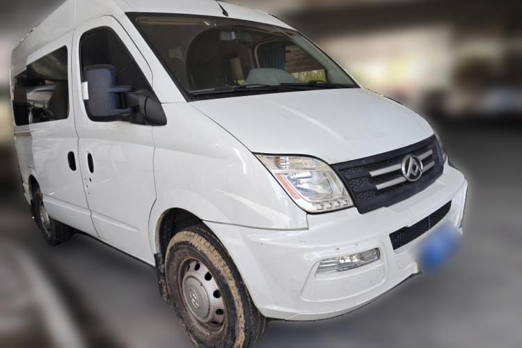 Used SAIC MAXUS Xintu V80 2021 2.0T AMT Classic Aoyuntong Short Wheelbase Mid-Roof 5/6-Seater
