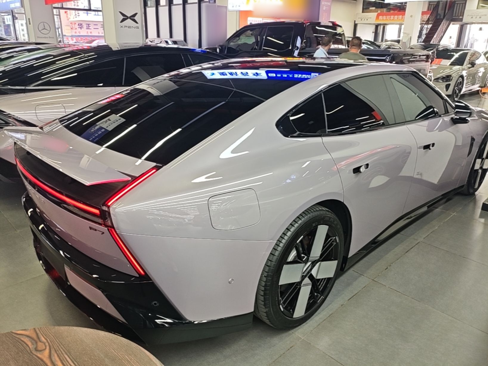 XPeng P7 2025 Model—820 Ultra Long Range Ultra — снимка 6