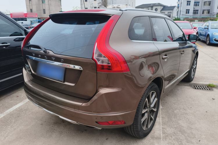 Used Volvo XC60 2017 T5 AWD Smart Drive Edition Rear Right 45 Deg