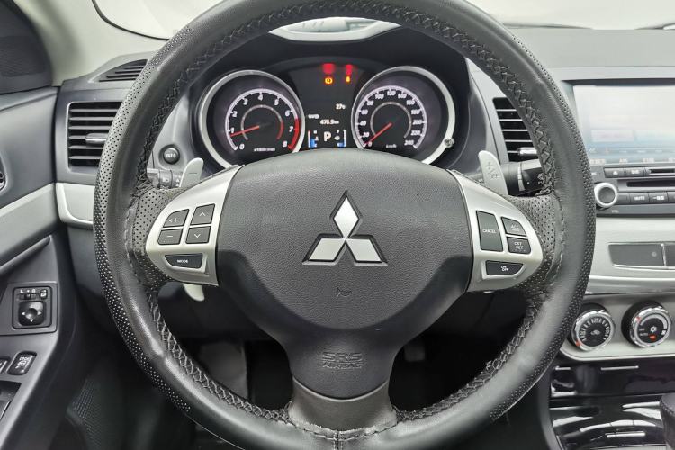 Used Mitsubishi Lancer EX 2015 1.8L CVT ZhiShang Edition China V Standard
