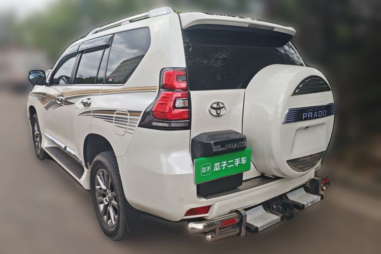 Used Toyota Prado 2018 4.0L VX External Mount Genuine Leather Single Differential Middle East Specification Rear Left 45 Deg