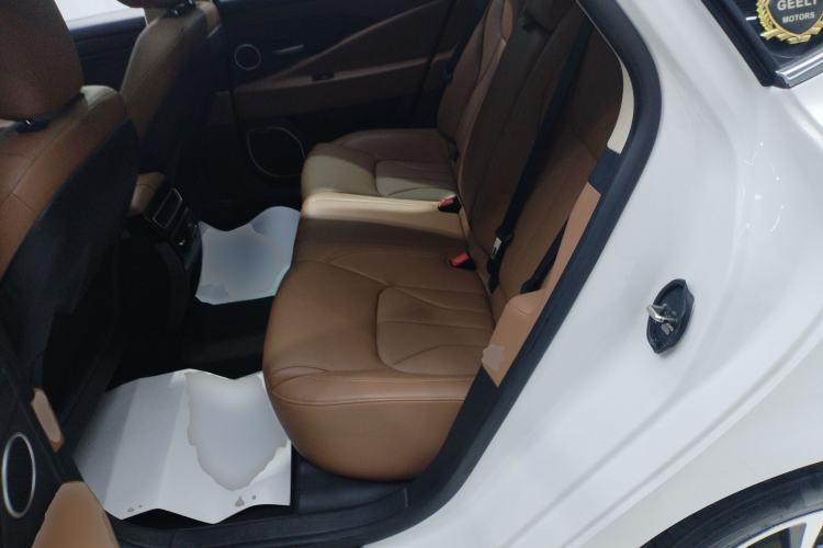 Used Geely Auto Emgrand GT 2017 2.4L Zunya Model
