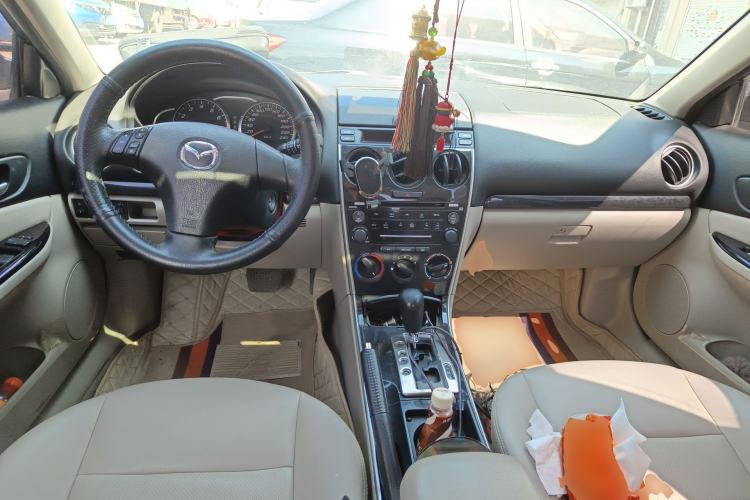 Used Mazda 6 2011 2.0L Automatic Fashion Edition Center Console