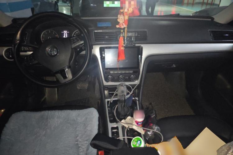 Used Volkswagen Passat 2014 1.8TSI DSG Prestige Edition Center Console