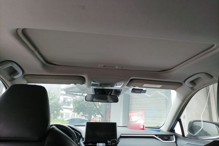 Used Toyota Wildlander New Energy 2021 High-Performance Edition 2.5L Four-Wheel Drive Powerful Version Headliner