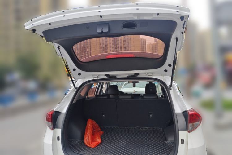 Used Hyundai Tucson 2018 1.6T Dual-Clutch Two-Wheel Drive 15th Anniversary Special Edition
