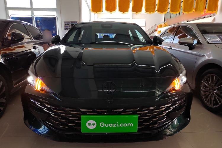 Used MG 7 2023 2.0T Automatic Trophy+ Ignition Glory Edition
