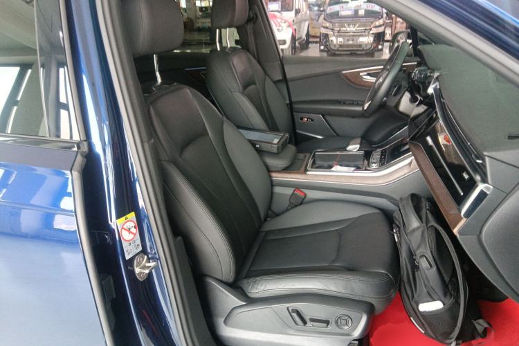 Used Audi Q7 2021 55 TFSI quattro S line Sport model