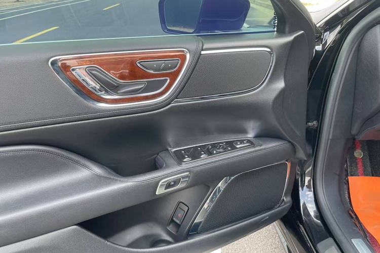 Used Lincoln Continental 2017 2.0T Two-Wheel-Drive Luxury Edition