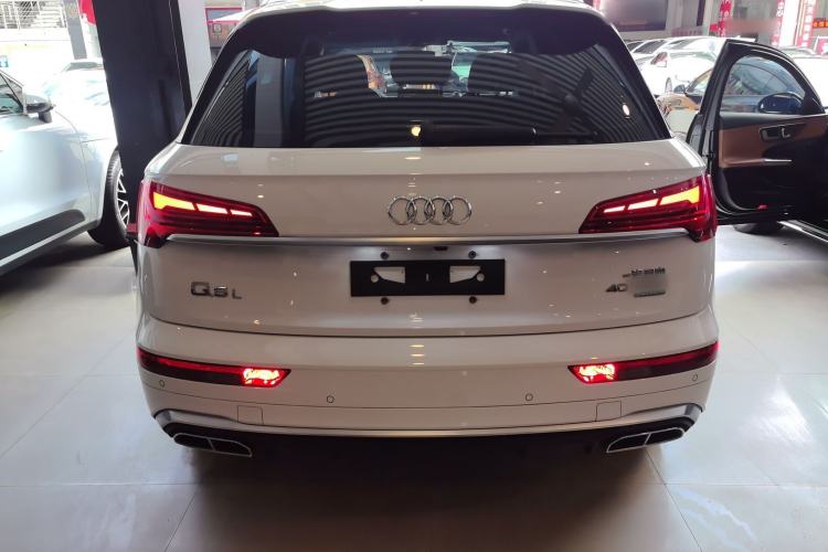 Used Audi Q5L 2022 40T Fashionable and Dynamic Model
