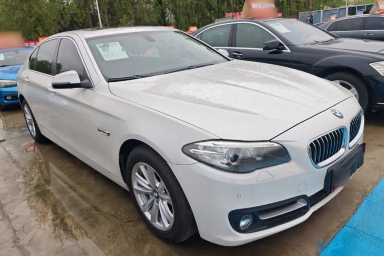 Used BMW 5 Series 2014 520Li Elegant Model
