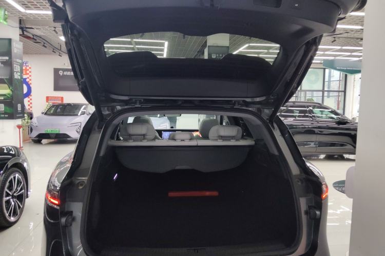 Used VOYAH FREE 2025 318 318 km Rear-Drive Touring Edition Trunk