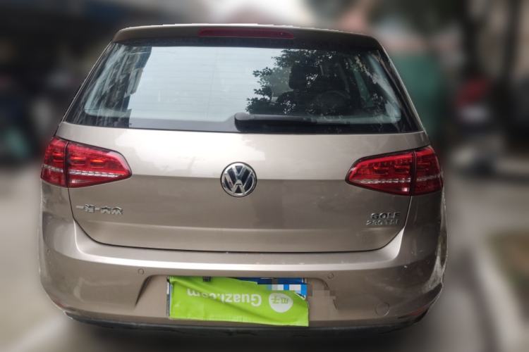 Used Volkswagen Golf 2016 230TSI Automatic Comfort Version
