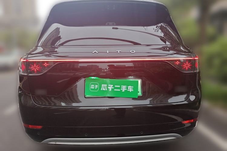 Used Hima AITO M9 2025 Extended-Range Max Version 52 kWh 6-Seater Edition
