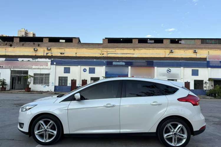 Used Ford Focus 2020 Hatchback Classic 1.5L Automatic Trendy Model