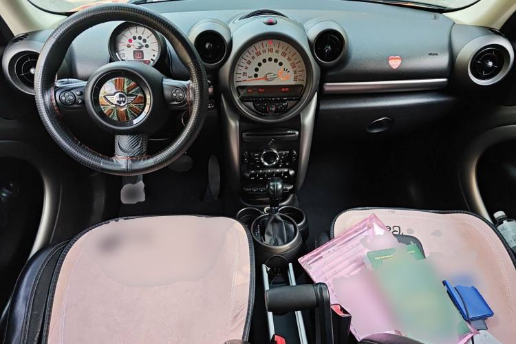 Used MINI Countryman 2011 1.6L COOPER Fun Center Console