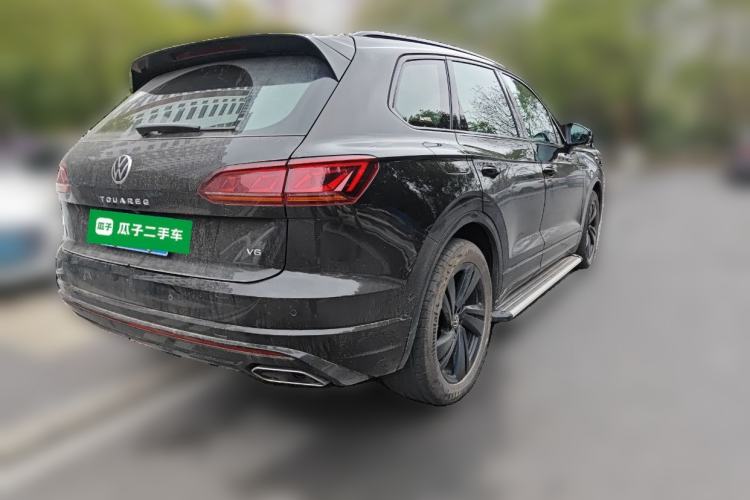 Used Volkswagen Touareg 2022 3.0 TSI Luxury Edition Black Diamond Sport Package