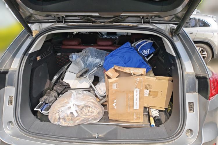 Used Wey VV7 2017 2.0T Flagship Model Trunk