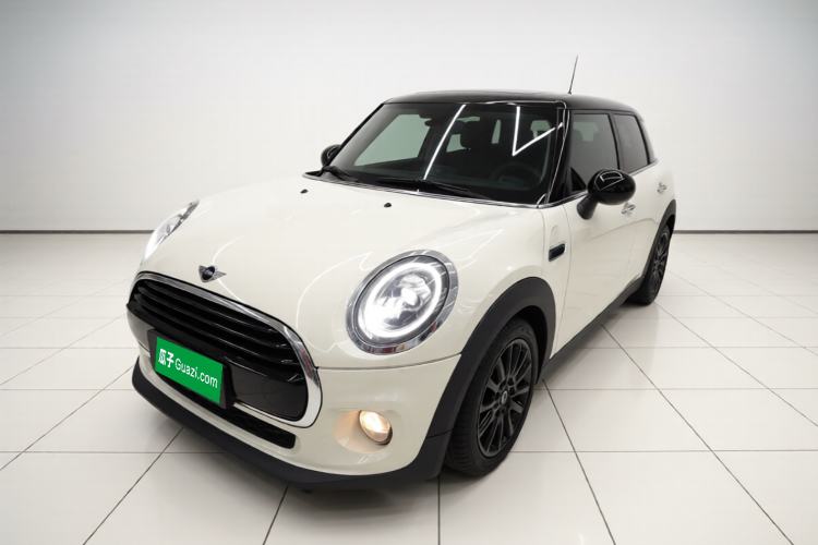Used MINI 2018 1.5T COOPER Classic Edition Five-Door Version Guazi used car, China used car export, Used car for sale, Used cars, Cheapest cars for sale