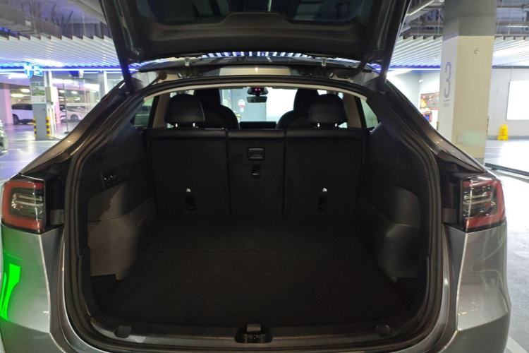 Used Tesla Model Y 2024 Rear-Wheel-Drive Version