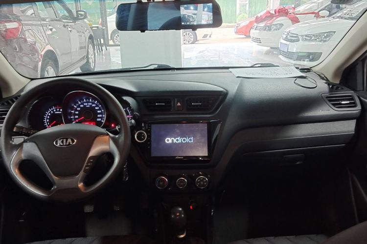 Used Kia K2 2015 Sedan 1.4L MT GLS
