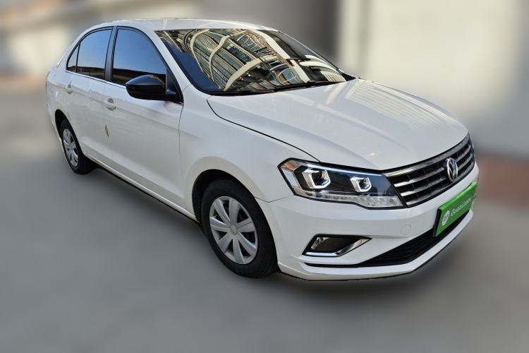 Used Volkswagen Jetta 2017 1.5L Manual Fashion Edition
