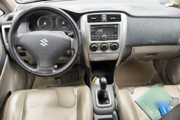 Used Suzuki Liana 2011 A+ Hatchback 1.4L Manual Luxury Type I Center Console