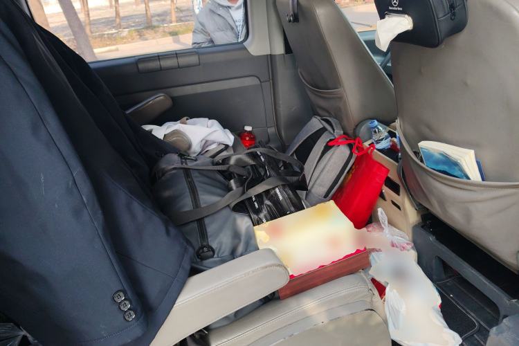 Used Mercedes-Benz Vito 2013 2.1T Elite Edition Left Rear Seat