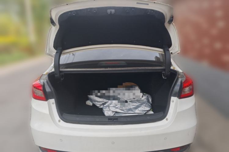 Used Zotye Z500 2016 1.5T CVT Luxury Model
