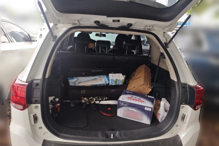 Used Mitsubishi Outlander 2019 2.0L Two-Wheel Drive Comfort Edition 7-Seater China VI Standard