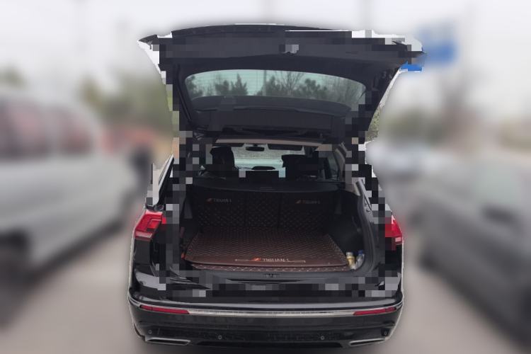 Used Volkswagen Tiguan L 2021 330TSI Automatic Two-Wheel Drive R-Line Enhanced Edition Trunk