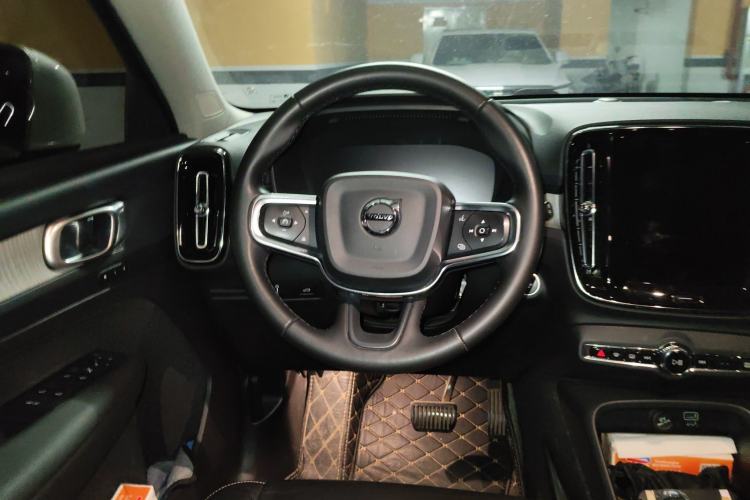 Used Volvo XC40 2022 T4 Four-Wheel Drive Smart & Luxurious Edition