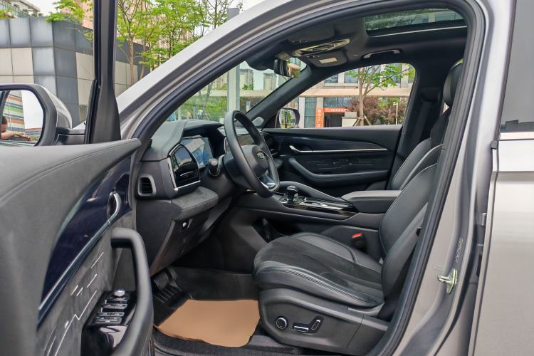 Used Geely Auto Monjaro L 2024 2.0TD High-Power Automatic Two-Wheel Drive Skyline Edition Interior 4