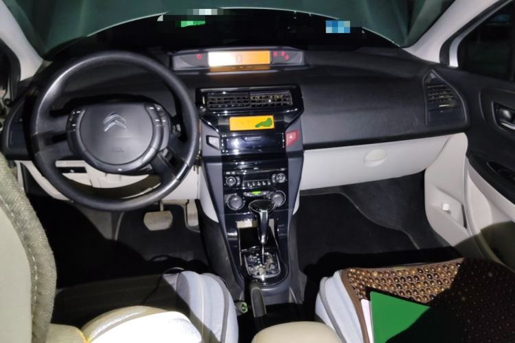 Used Citroen C-Quatre 2012 Sedan 1.6L Automatic Prestige Model Center Console