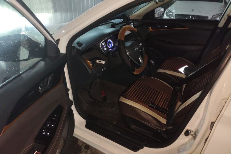 Used Changan Eado DT 2018 1.6L Manual Smart Enjoyment Model
