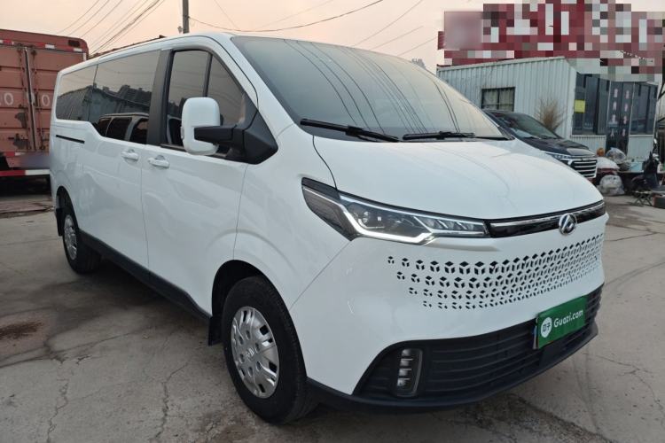 Used SAIC MAXUS Xintu V70 2023 2.0T Elite Edition Automatic Long Wheelbase Low Roof – 6/7 Seats