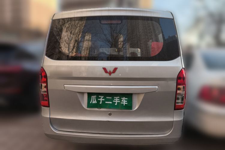 Used Wuling Rongguang V 2015 1.5L Base Version