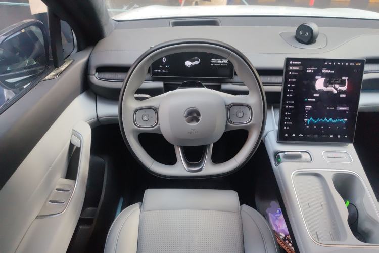 Used Nio ES6 2024 75 kWh
