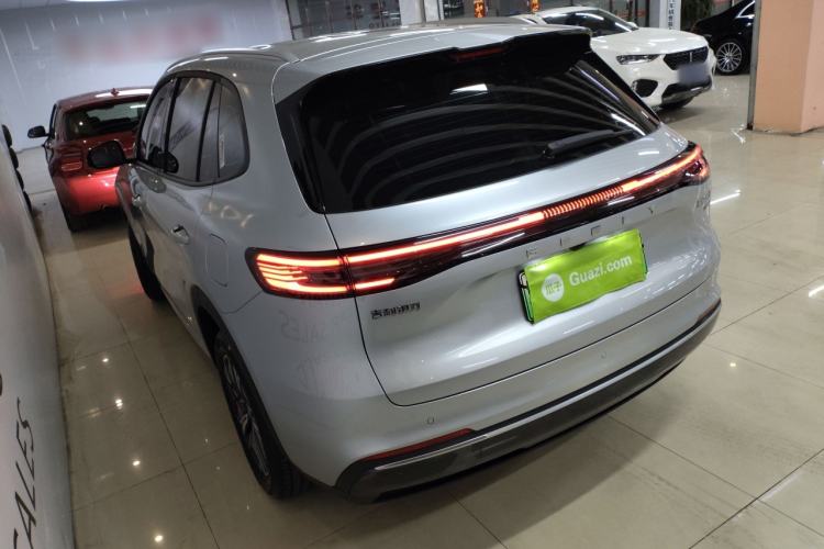 Used Geely Galaxy Xingjian 7 EM-i 2025 55 km Launch Edition Rear Left 45 Deg