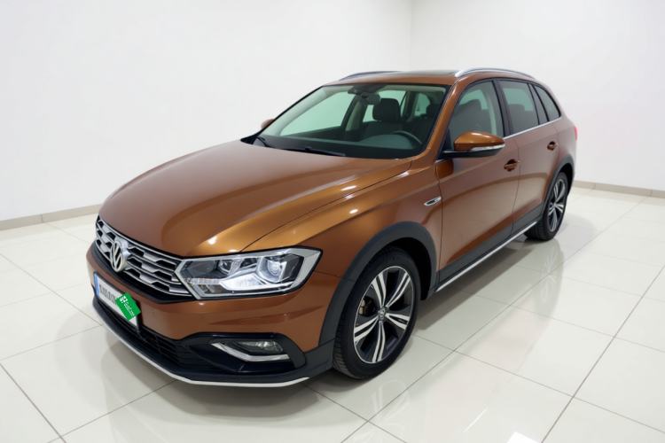Used Volkswagen C-TREK 2017 230TSI DSG Luxury Model
