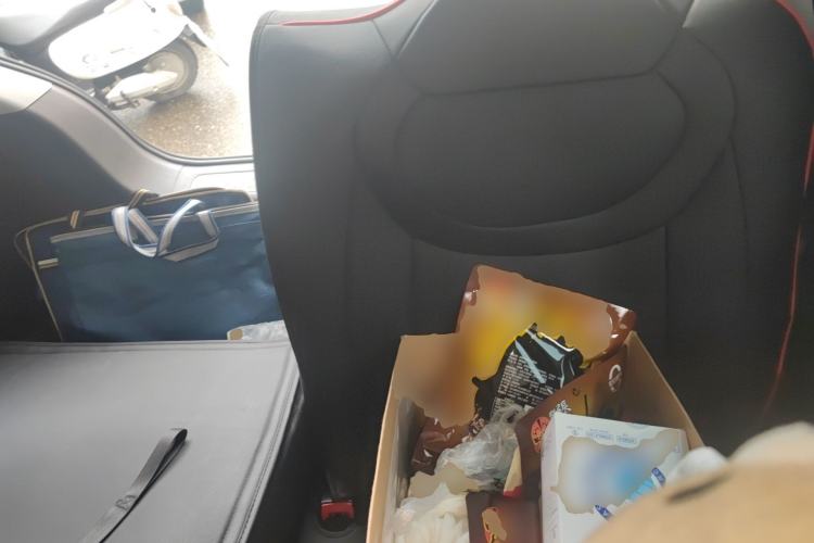 Used Wuling Hongguang MINIEV 2024 Third Generation 120 km Left Rear Seat