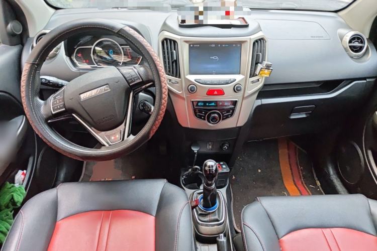 Used Haval H1 2016 Red Label 1.5L Manual Luxury Model Center Console