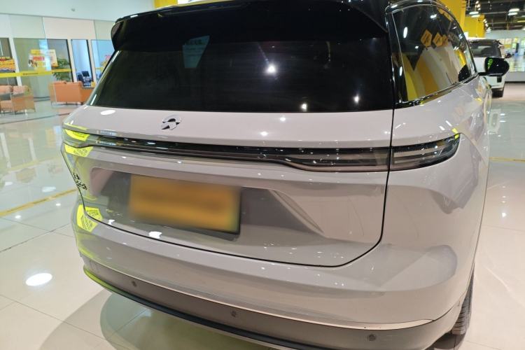 Used Nio ES8 2024 75 kWh Executive Edition Rear