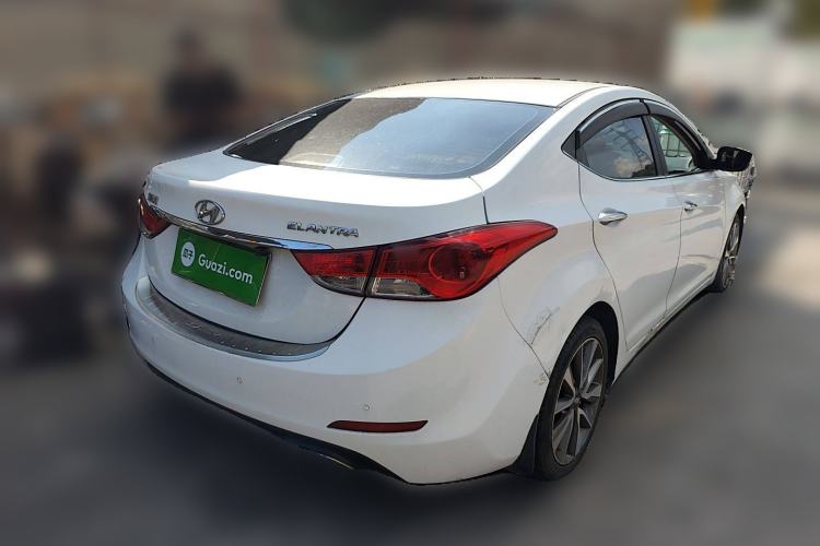 Used Hyundai Elantra (5th Generation / Langdong) 2015 1.6L Automatic Leading Model Rear Right 45 Deg