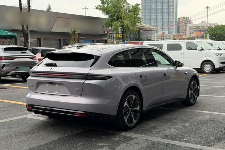 Used Nio ET5T 2025 75 kWh Touring Exterior 3